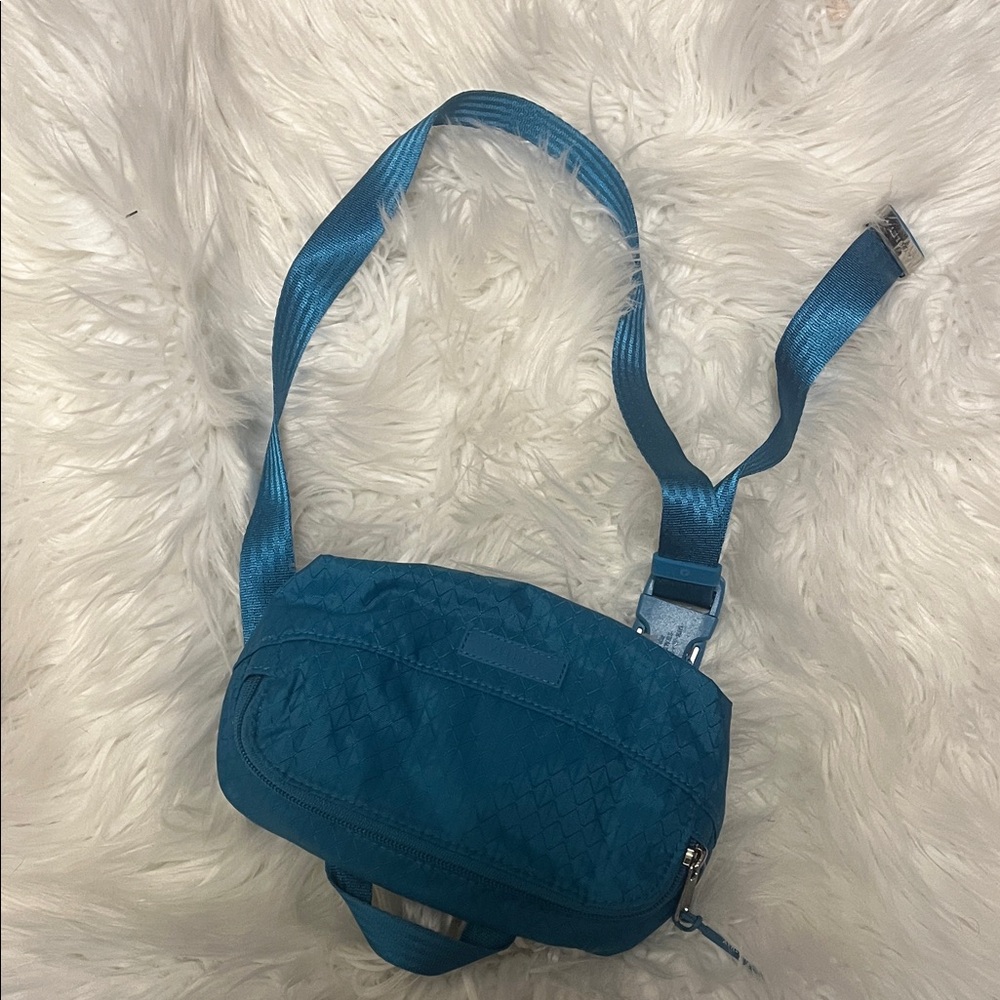 ATHLETA Teal Crossbody Sling Bag - Women's Everyday Shoulder Bag